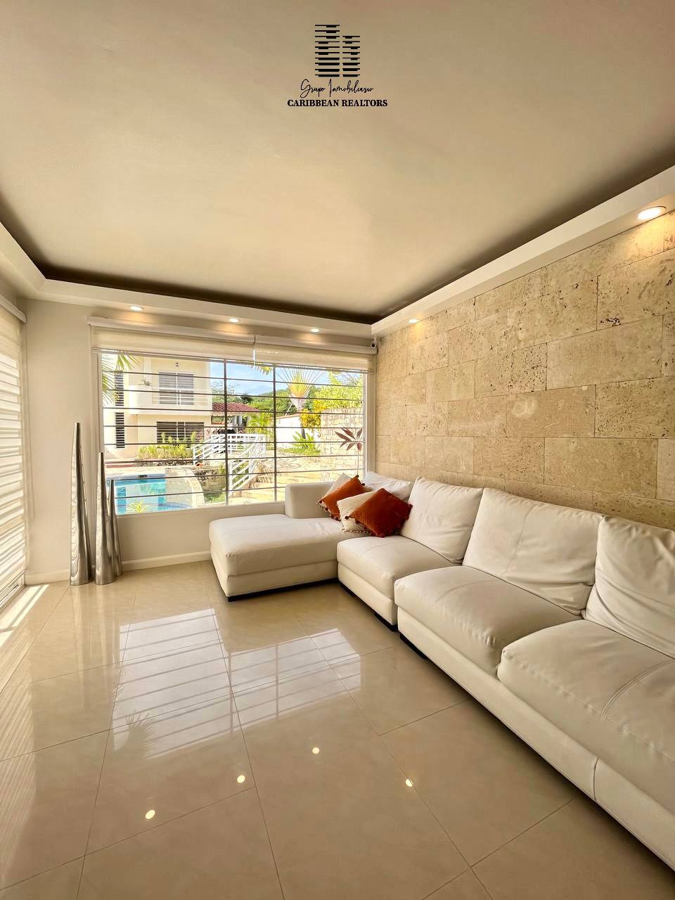 En Venta Town House En El Conjunto Residencial Villa Esmeralda