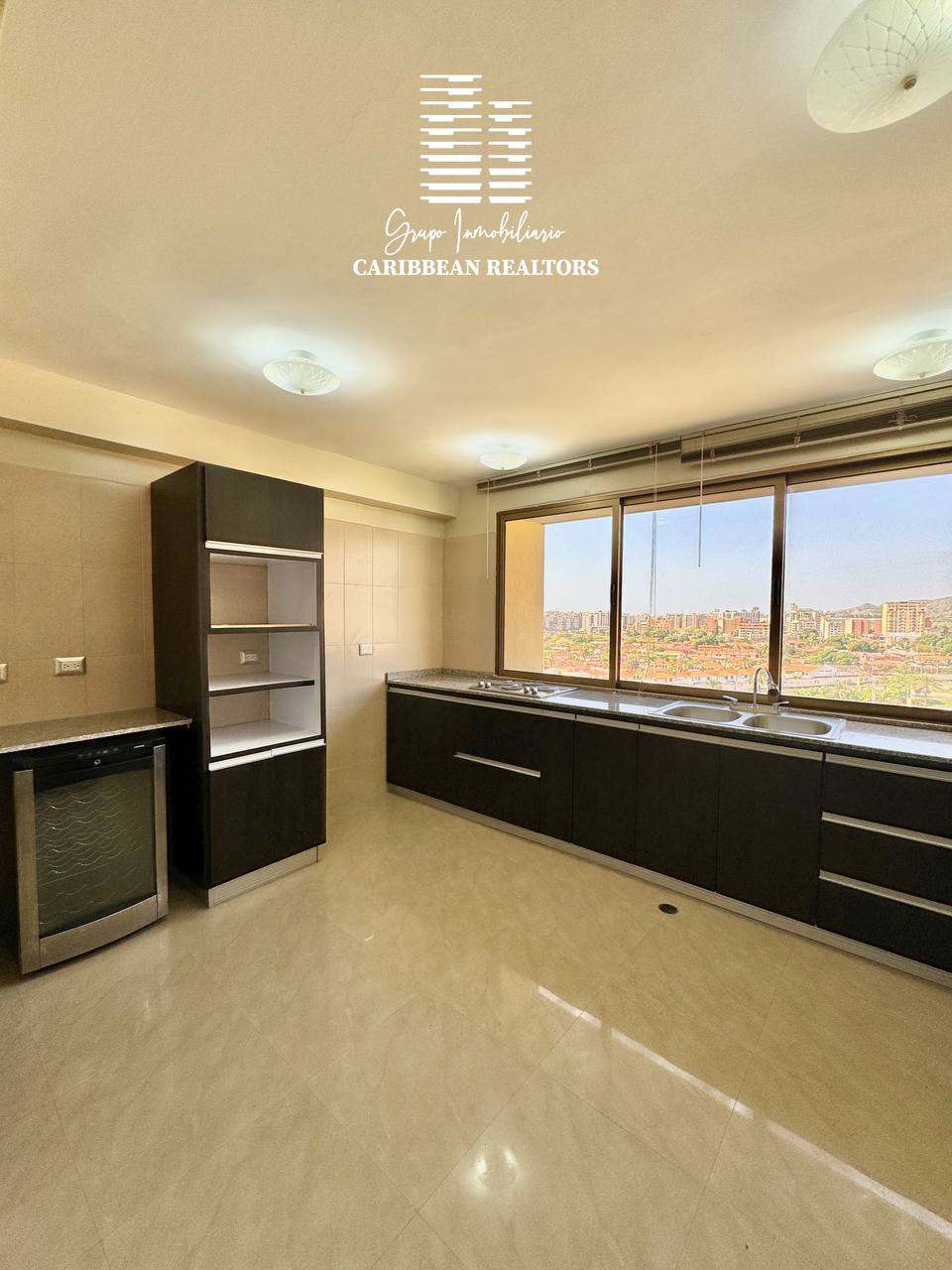 Pent House En Venta, Ubicado En Conjunto Residencial Los Geranios