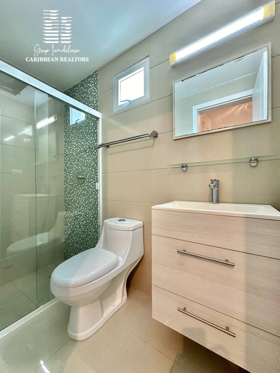 En Venta Hermosa Casa, Ubicado En El Exclusivo Conjunto Residencial Majestic Village