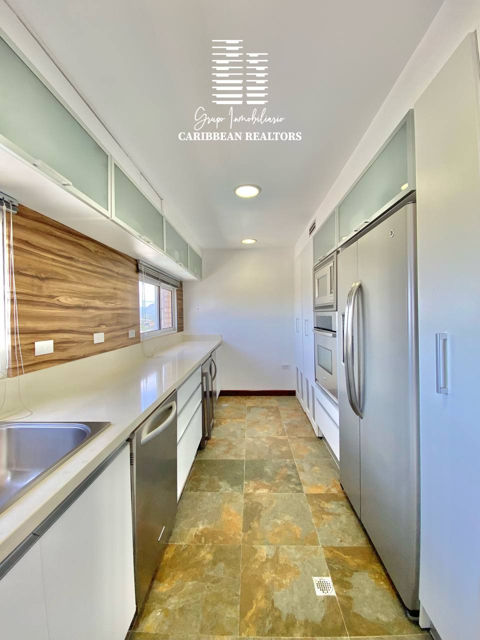 En Venta Moderno Apartamento En El Conjunto Residencial Terraza Real, Urbanización Las Casonas