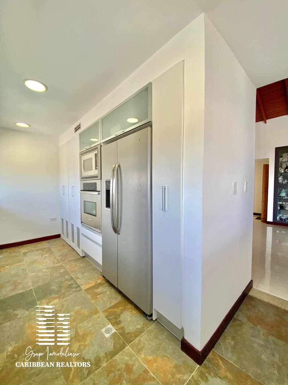 En Venta Moderno Apartamento En El Conjunto Residencial Terraza Real, Urbanización Las Casonas