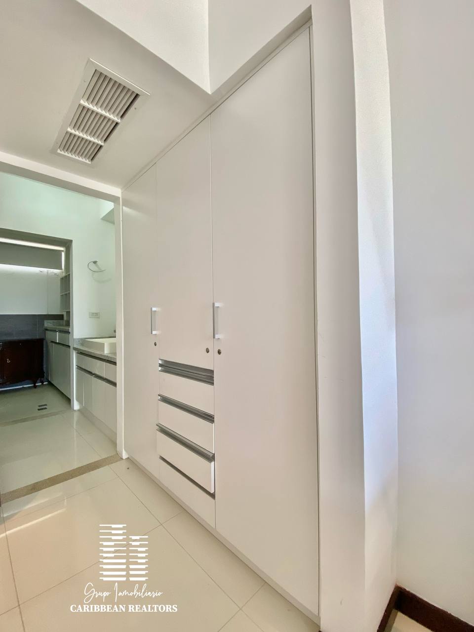En Venta Moderno Apartamento En El Conjunto Residencial Terraza Real, Urbanización Las Casonas