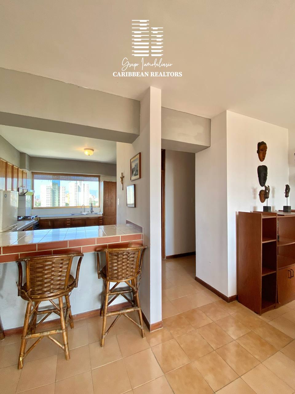 En Venta Apartamento Con Vista Al Mar, Ubicado En El Conjunto Residencial Marina Suites