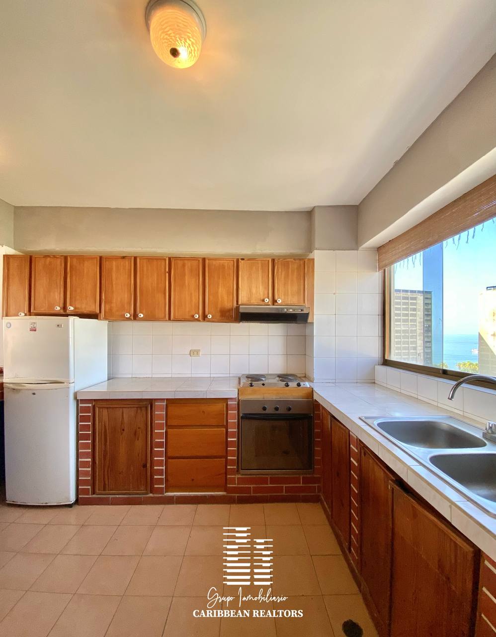 En Venta Apartamento Con Vista Al Mar, Ubicado En El Conjunto Residencial Marina Suites