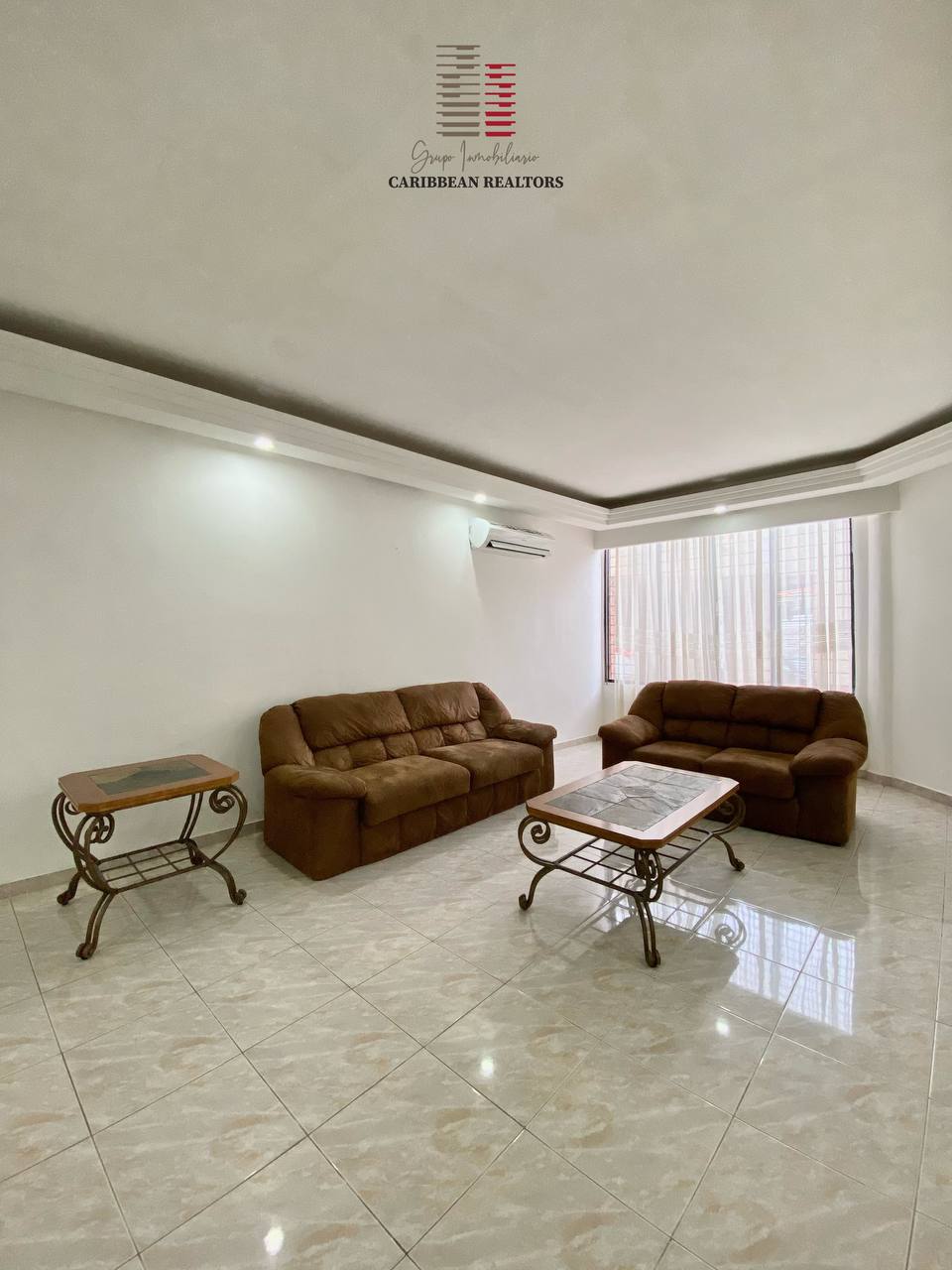 En Venta Acogedora Casa Quinta, Ubicada En La Urb. Costa Azul