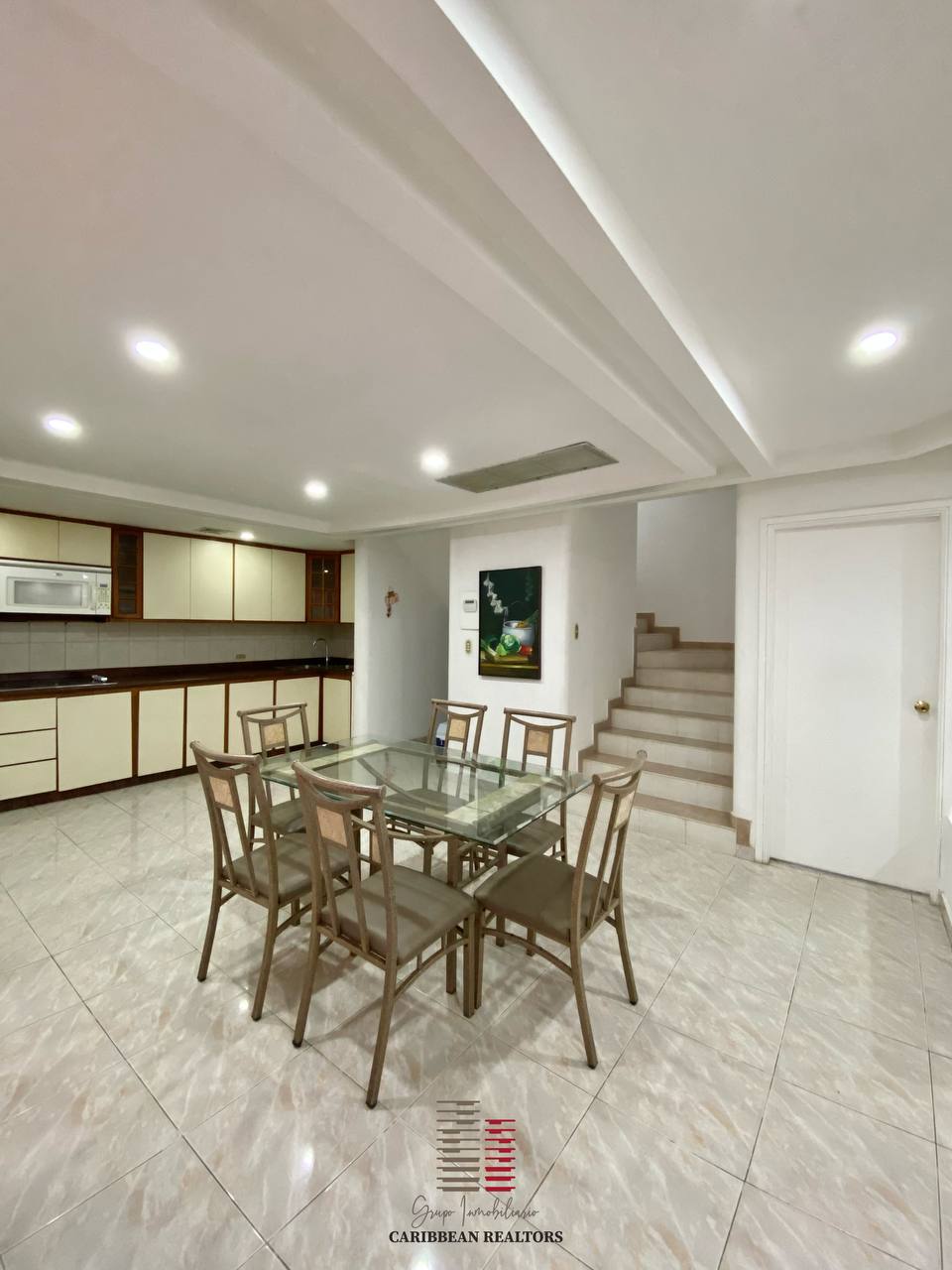 En Venta Acogedora Casa Quinta, Ubicada En La Urb. Costa Azul