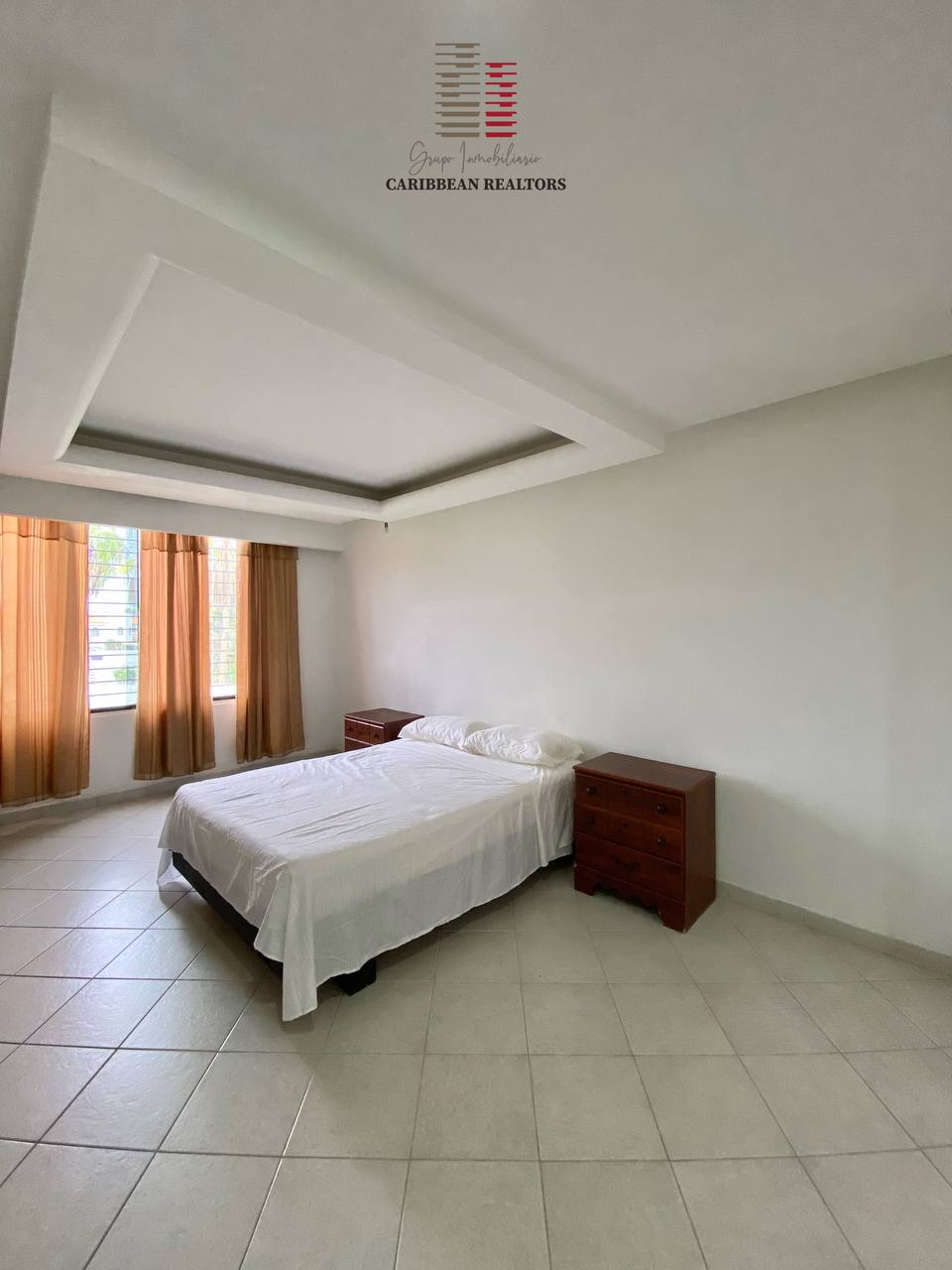 En Venta Acogedora Casa Quinta, Ubicada En La Urb. Costa Azul