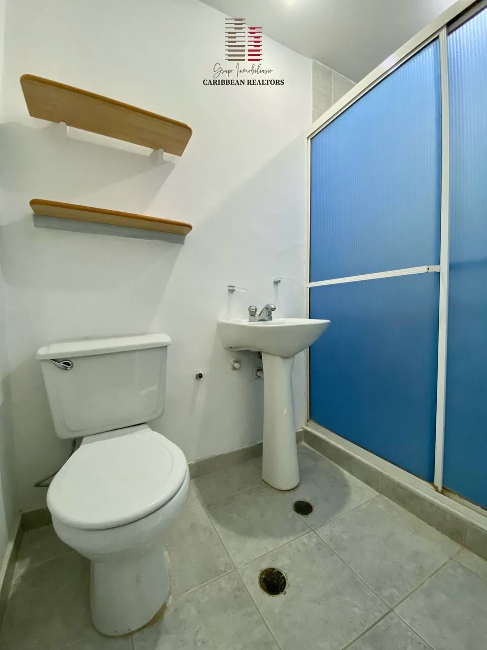 En Venta Acogedora Casa Quinta, Ubicada En La Urb. Costa Azul