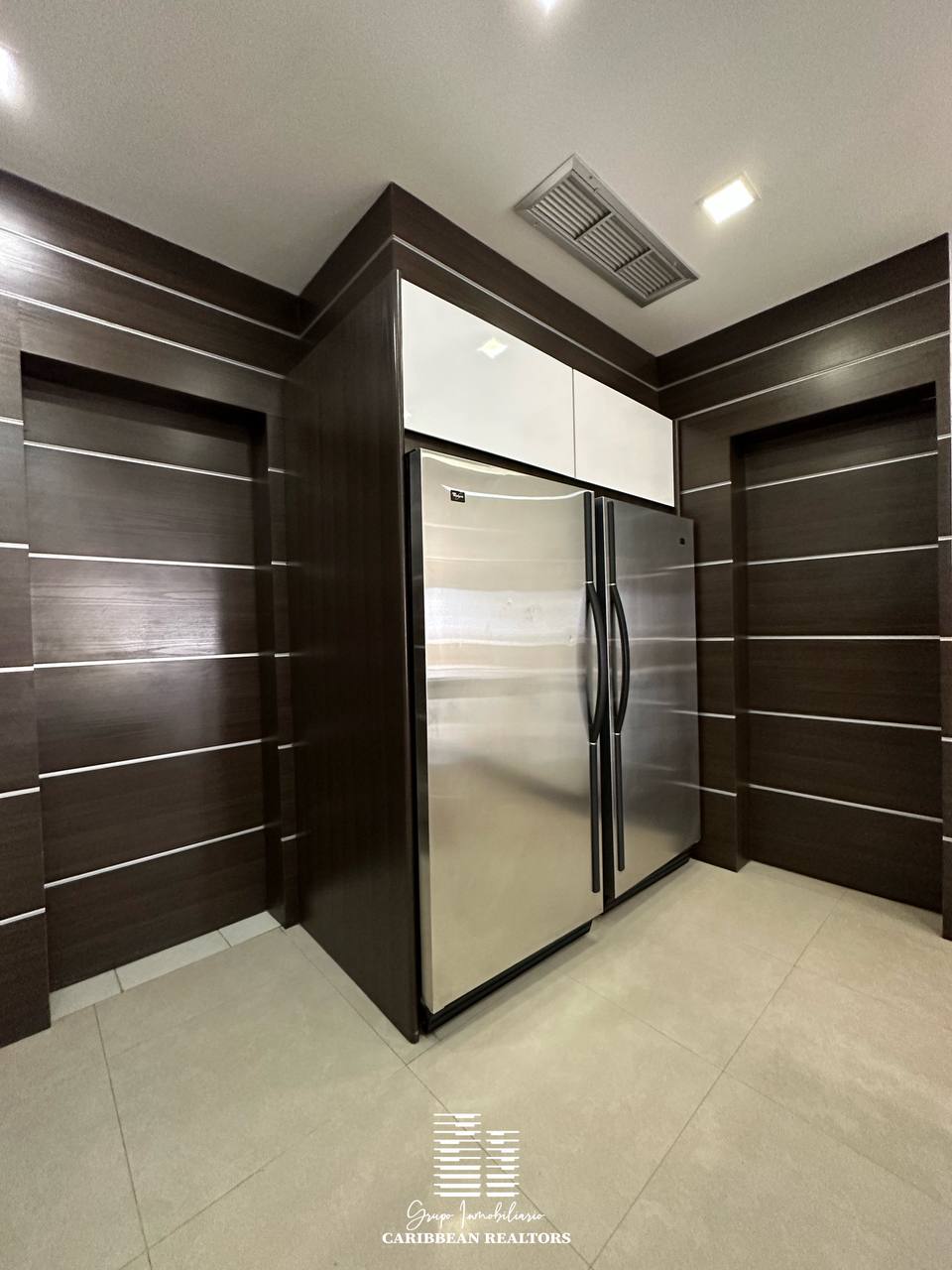 En Venta Casa Quinta, Con Arquitectura Vanguardista, Ubicada En Paraíso