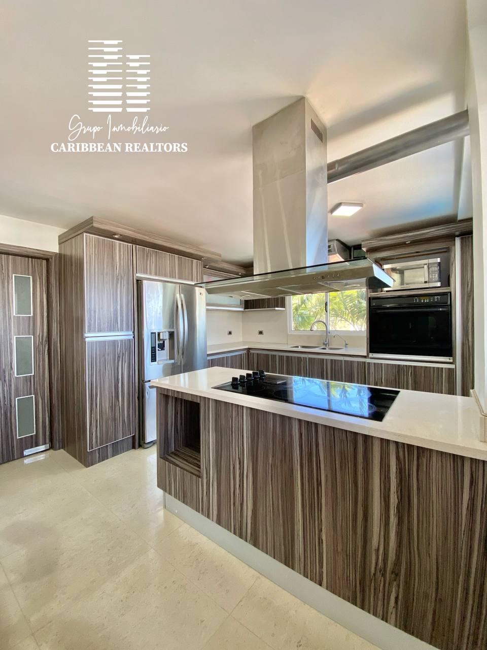 En Venta Casa Quinta, En La Urbanizacion Paraíso 1