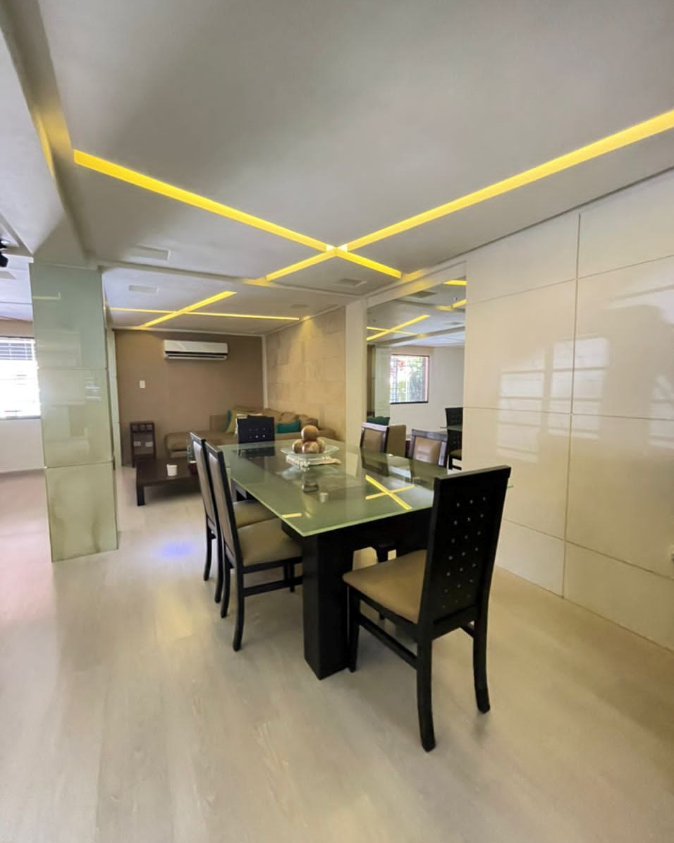 En Venta Town House Ubicado En El Exclusivo Conjunto Residencial Oasis De Los Robles