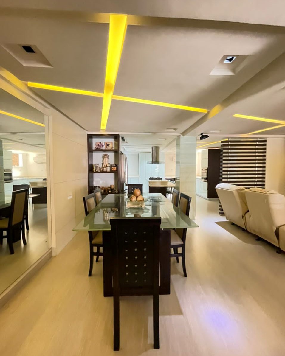 En Venta Town House Ubicado En El Exclusivo Conjunto Residencial Oasis De Los Robles