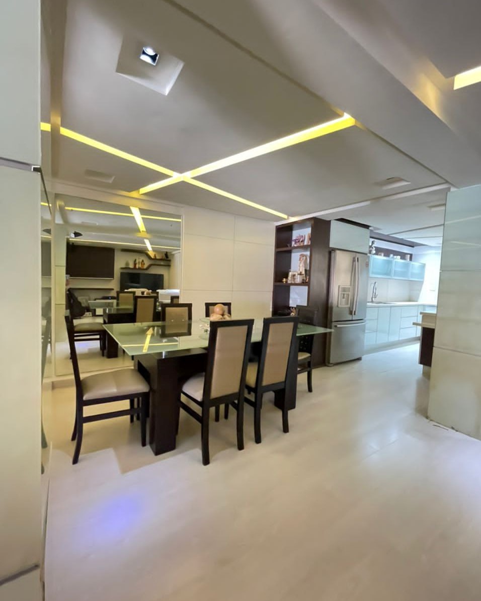 En Venta Town House Ubicado En El Exclusivo Conjunto Residencial Oasis De Los Robles