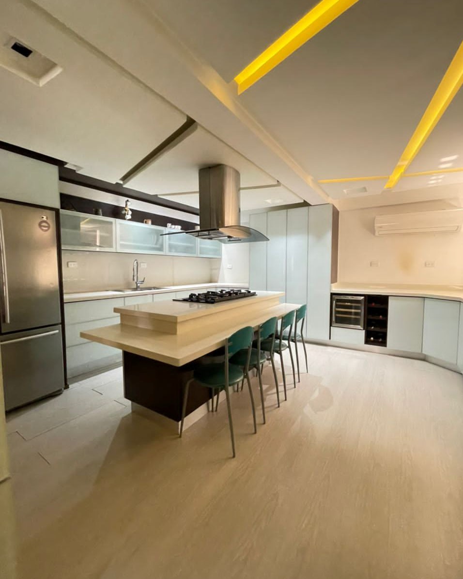 En Venta Town House Ubicado En El Exclusivo Conjunto Residencial Oasis De Los Robles