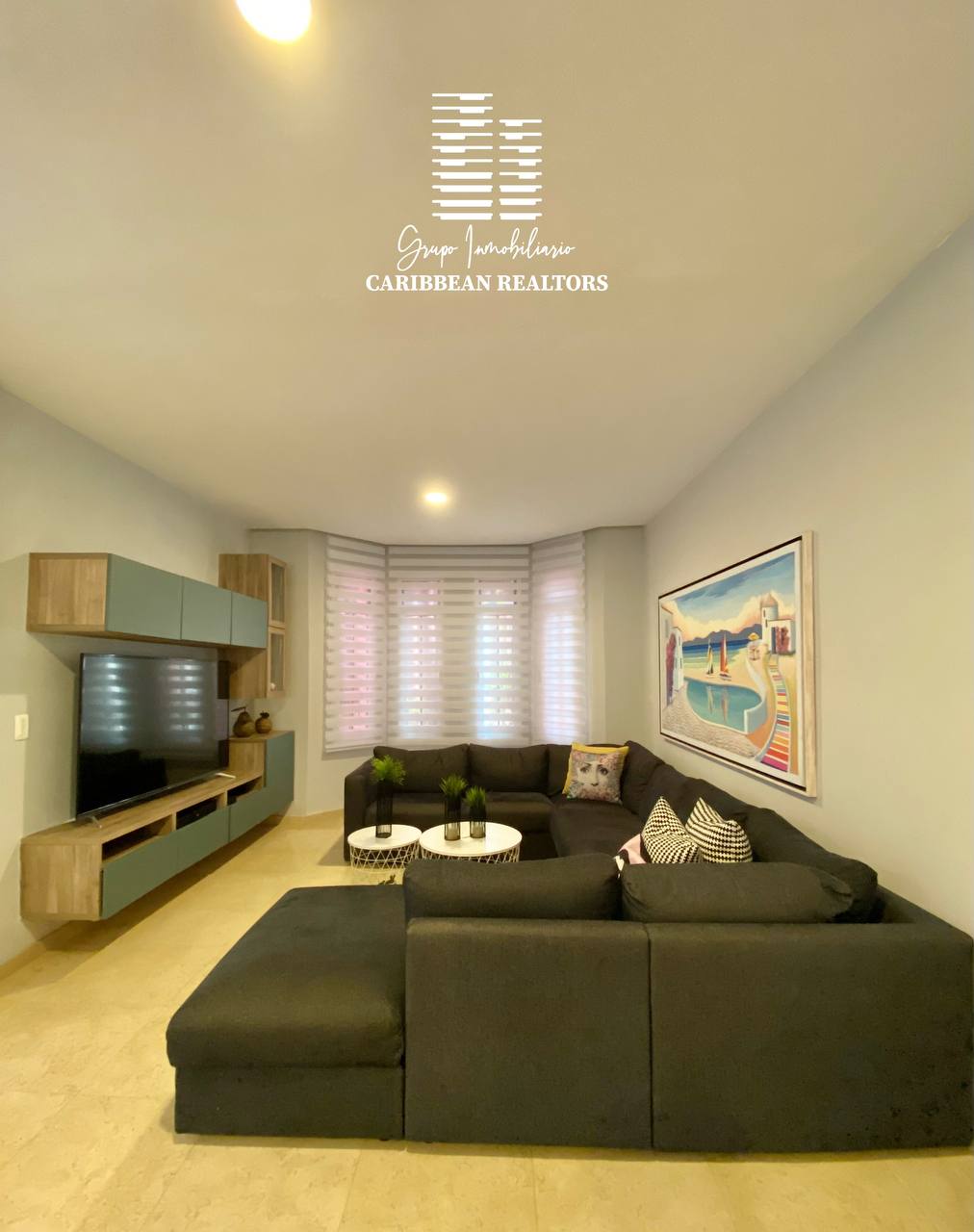 En Venta Hermoso Town House, Ubicado En El Conjunto Residencial Royal Crown