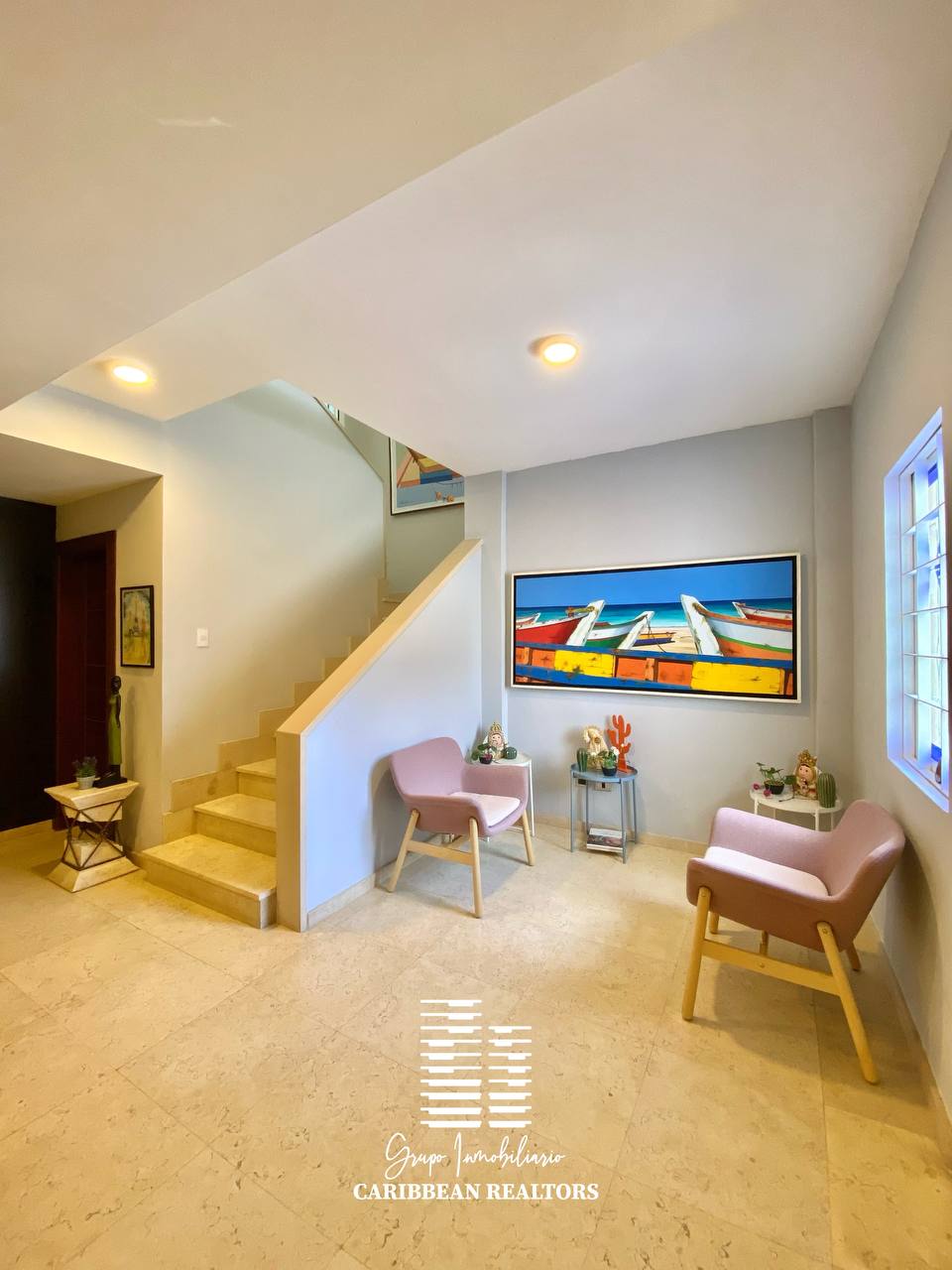 En Venta Hermoso Town House, Ubicado En El Conjunto Residencial Royal Crown