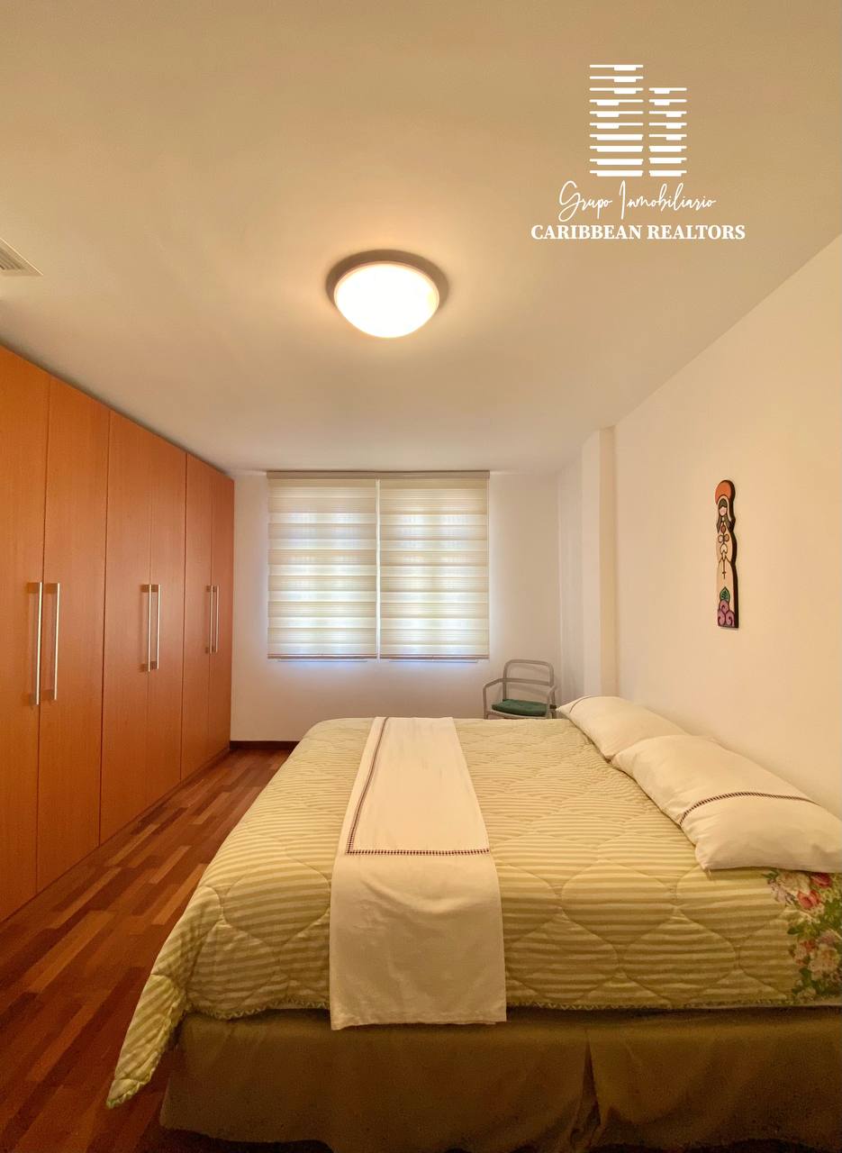 En Venta Hermoso Town House, Ubicado En El Conjunto Residencial Royal Crown