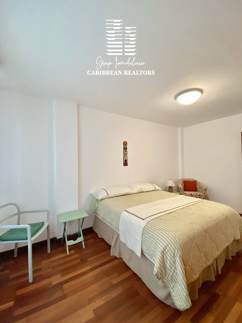 En Venta Hermoso Town House, Ubicado En El Conjunto Residencial Royal Crown