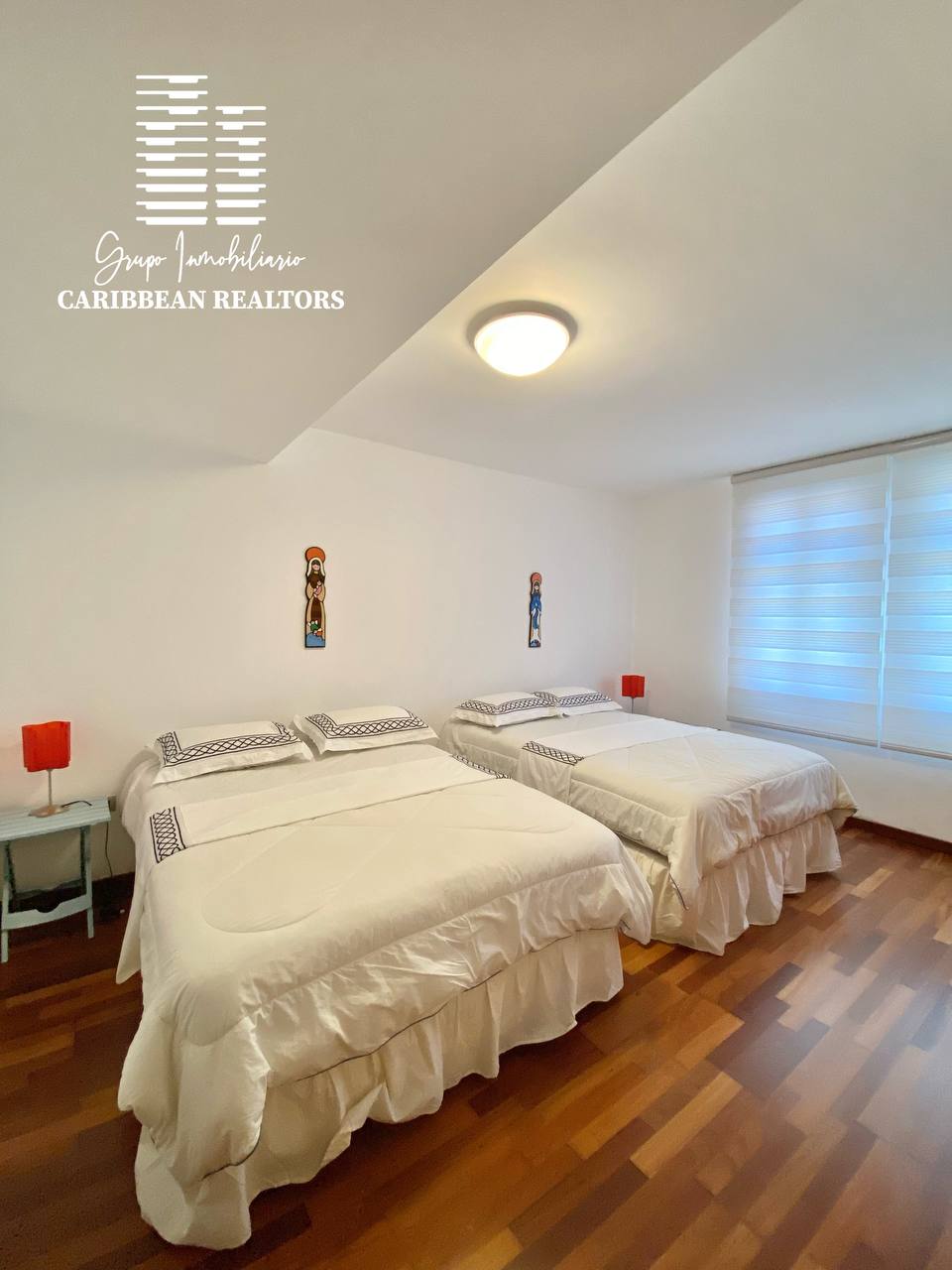 En Venta Hermoso Town House, Ubicado En El Conjunto Residencial Royal Crown