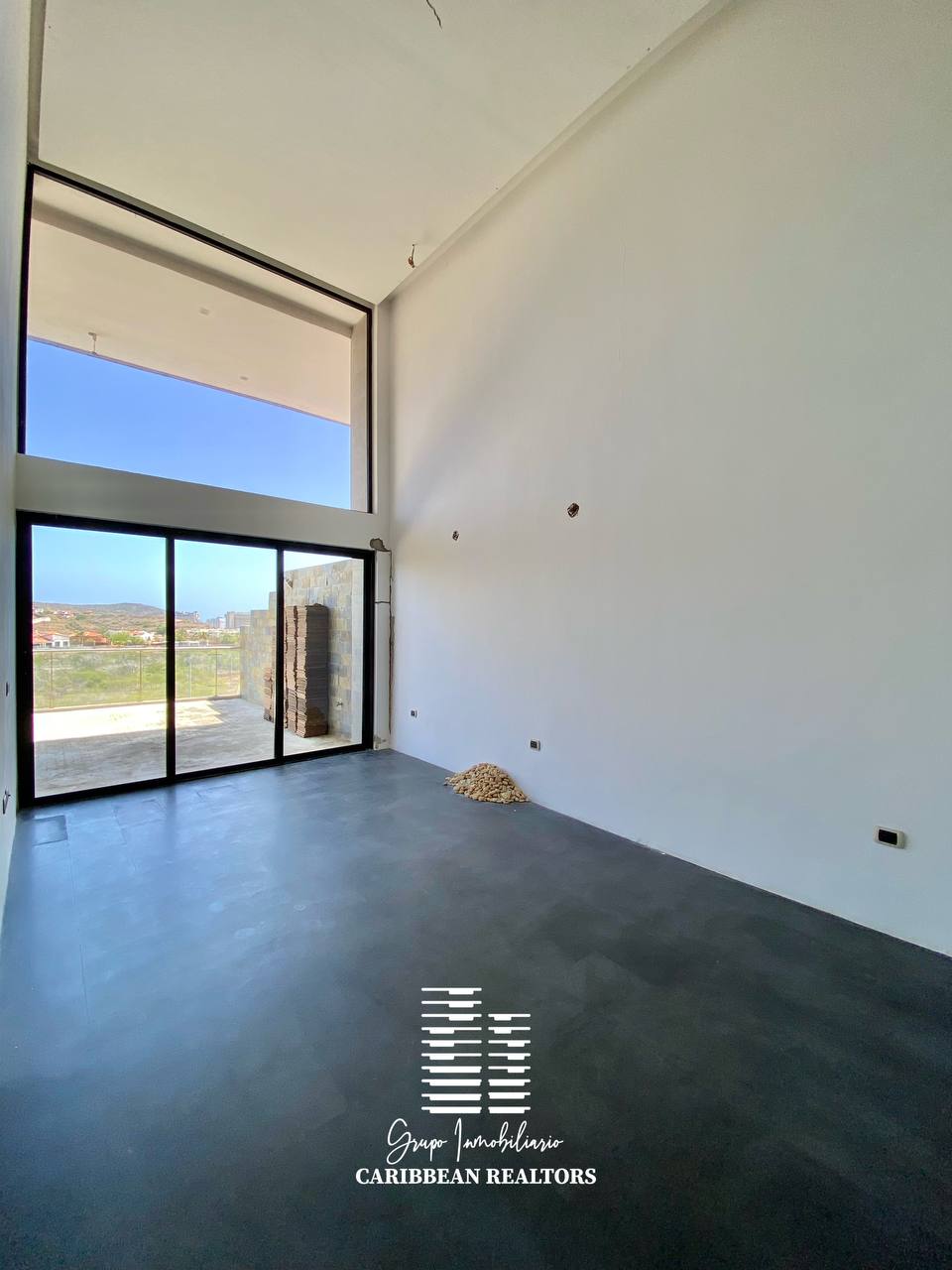 En Venta Apartamento, Ubicado En El Conjunto Residencial La Roca Loft ZAFIRO 