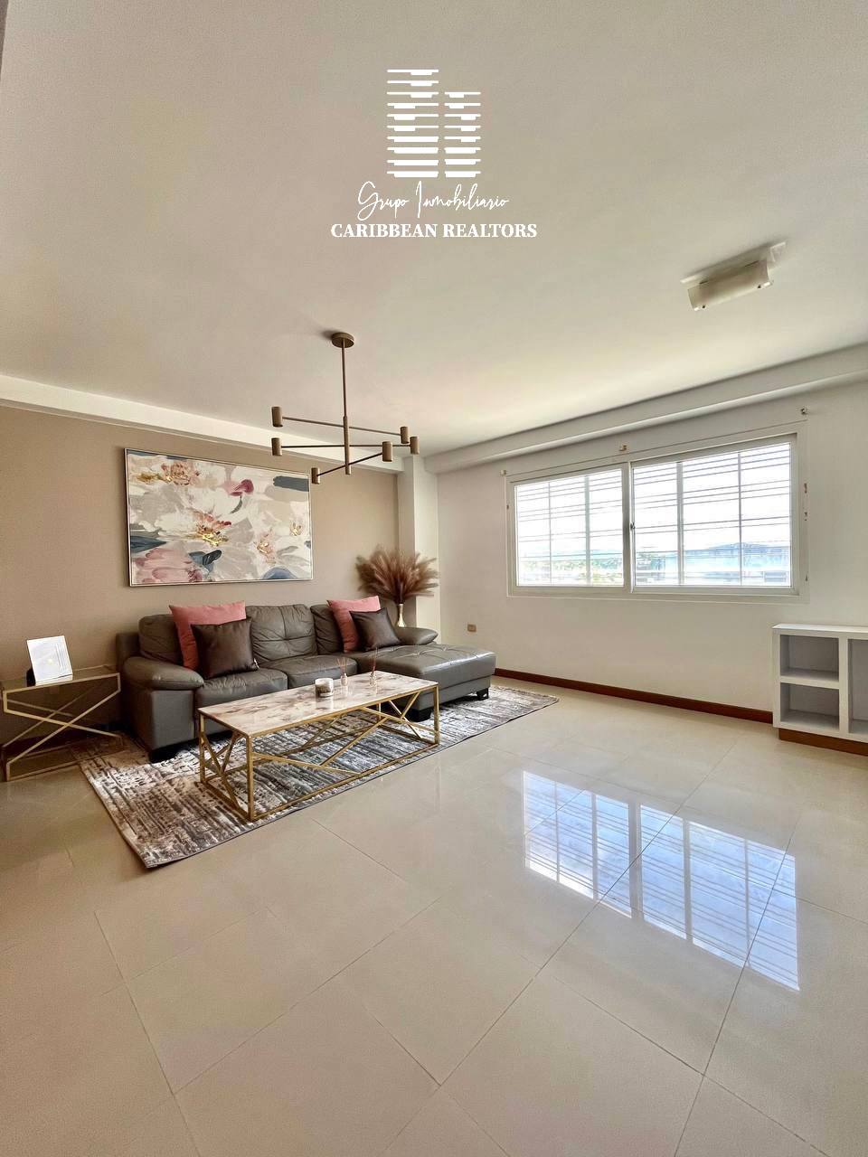 En Venta Acogedor Apartamento Ubicado En El Edificio Tennis Mar