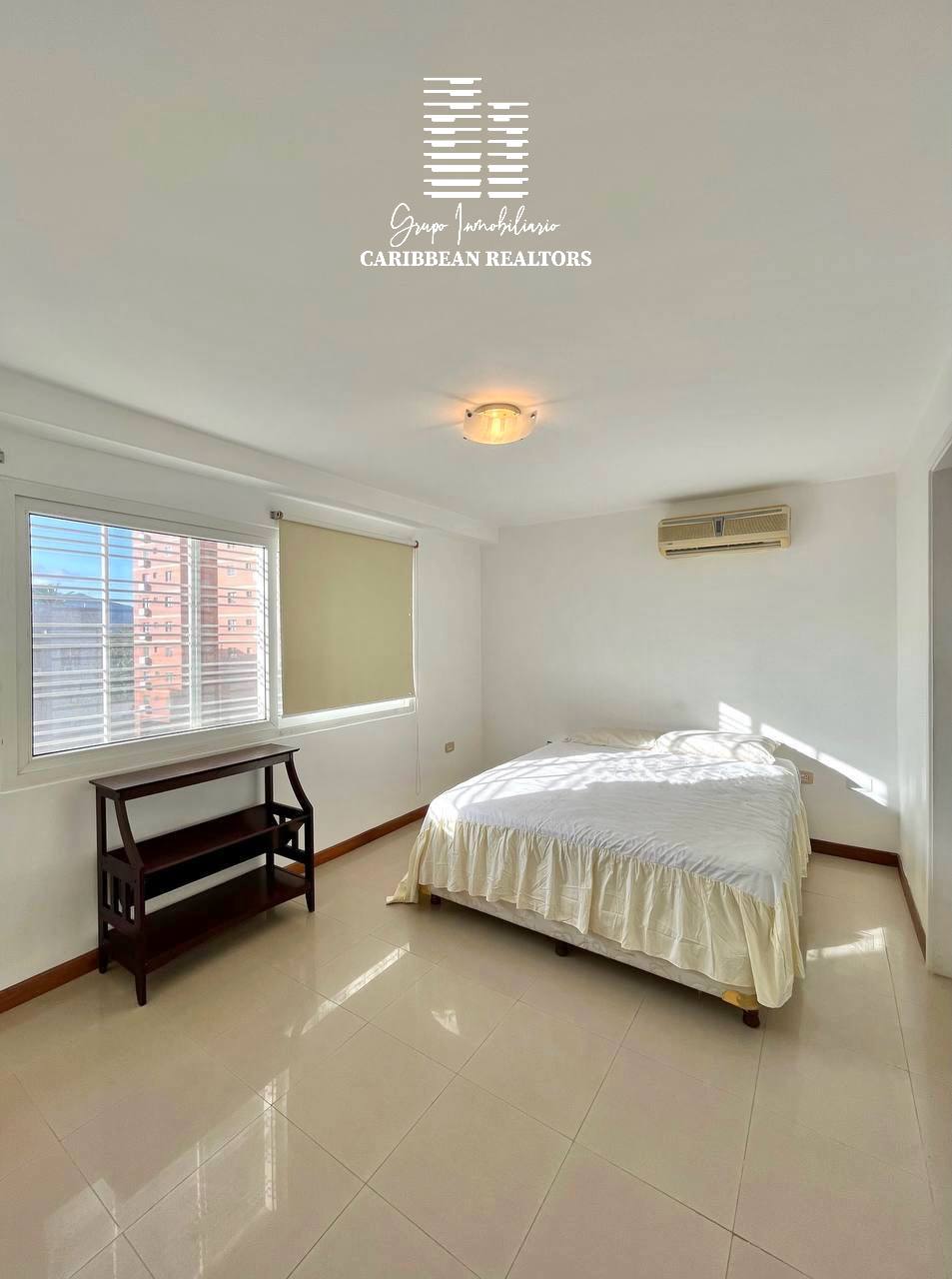 En Venta Acogedor Apartamento Ubicado En El Edificio Tennis Mar