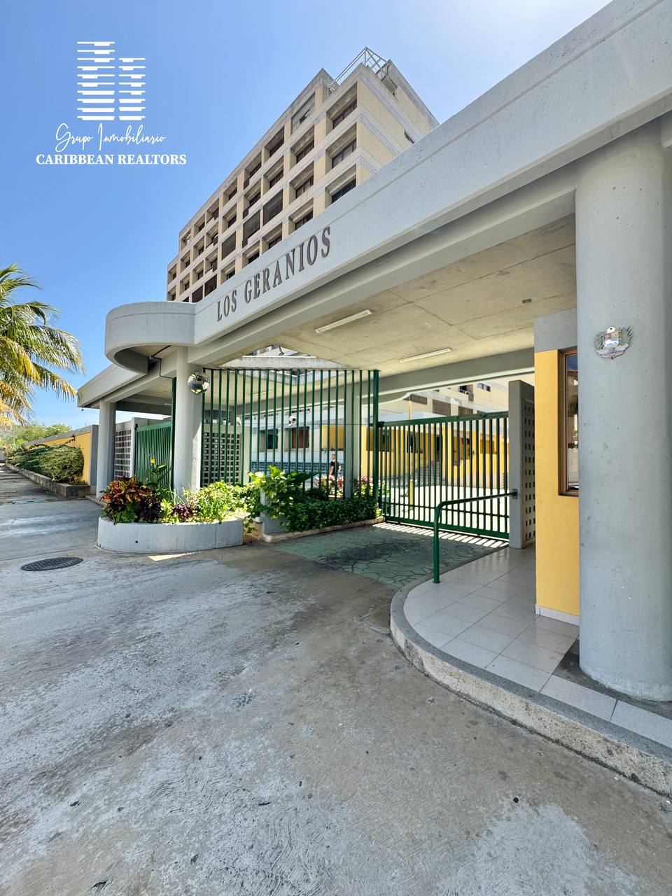 En Venta Pent House, Ubicado En El Conjunto Residencial Los Geranios