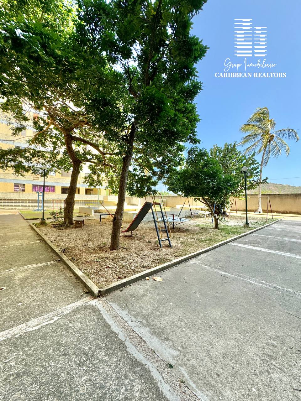 En Venta Pent House, Ubicado En El Conjunto Residencial Los Geranios