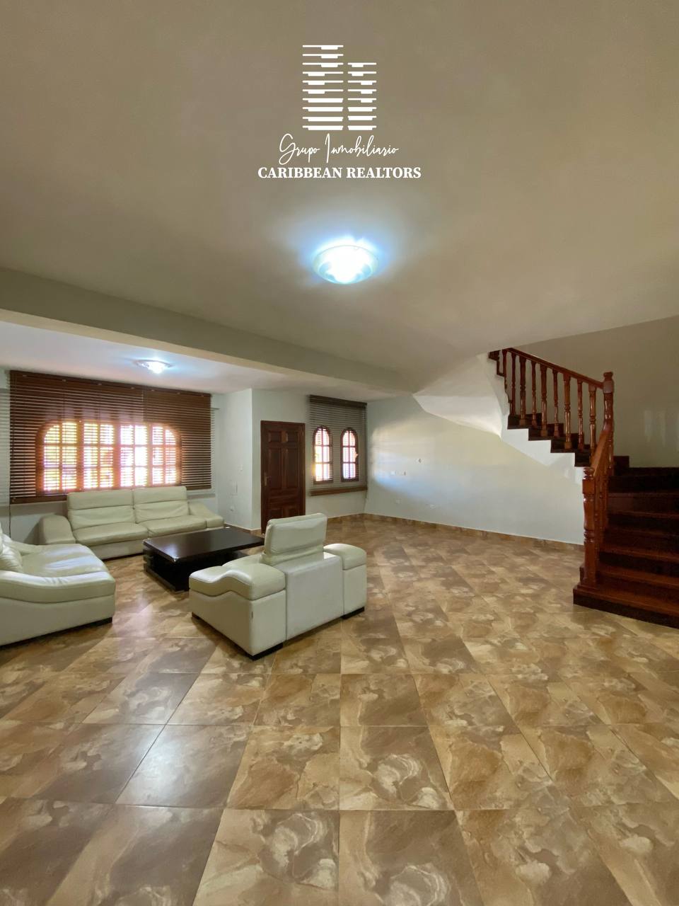 En Venta Bonita Y Espaciosa Casa, En El Conjunto Residencial Vista Caribe