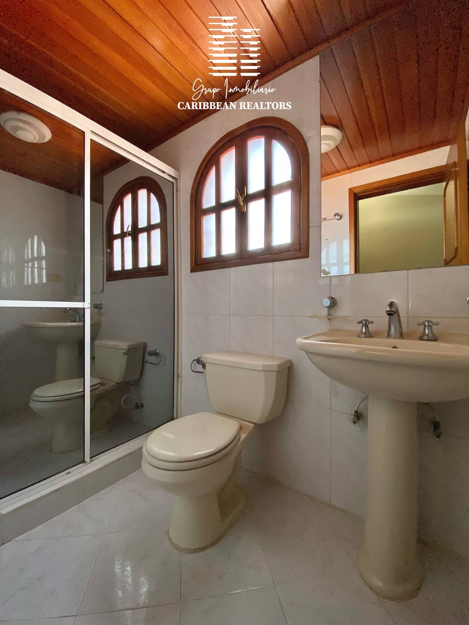 En Venta Bonita Y Espaciosa Casa, En El Conjunto Residencial Vista Caribe