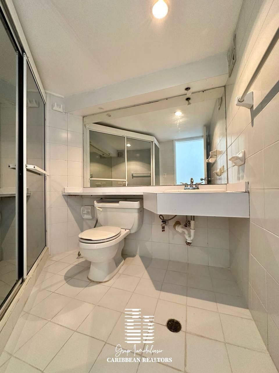 Apartamento Con Hermosa Vista Al Mar, Ubicado En El Conjunto Residencial Playa Moreno