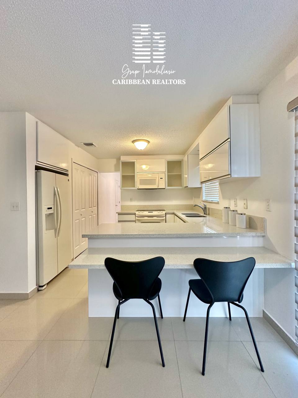 El Alquiler Acogedor Town House, Ubicado En El Conjunto Residencial Porlamar Villas