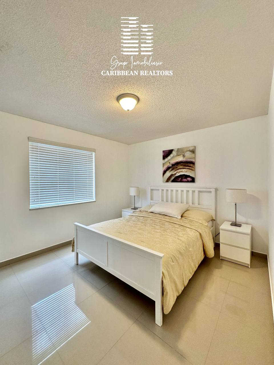 En Alquiler Acogedor Town House Ubicado En El Conjunto Porlamar Villas