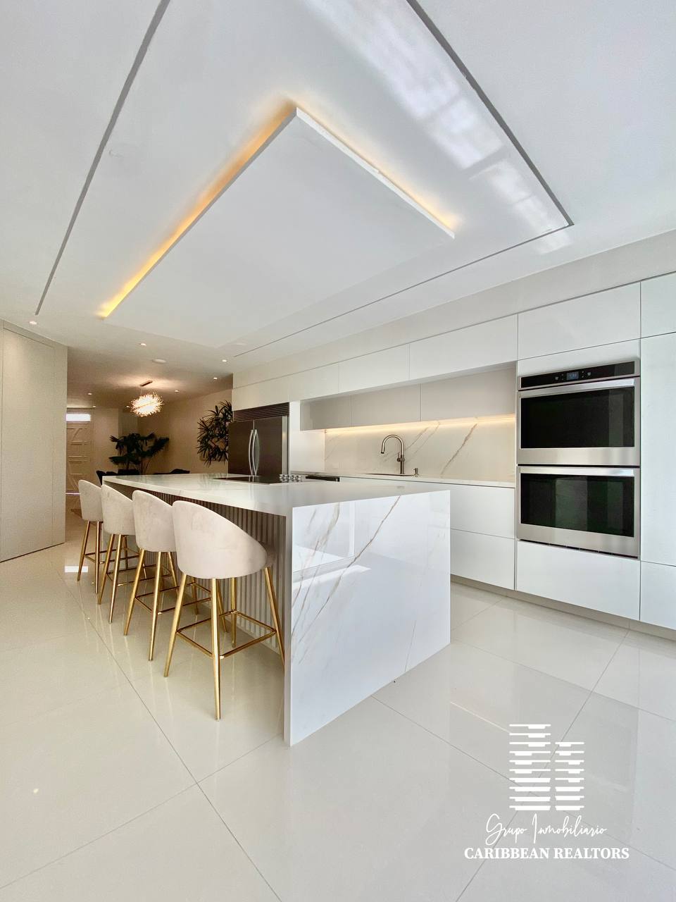 EN VENTA ELEGANTE CASA EN EL CONJ RESD MAJESTIC VILLAGE. LOS ROBLES