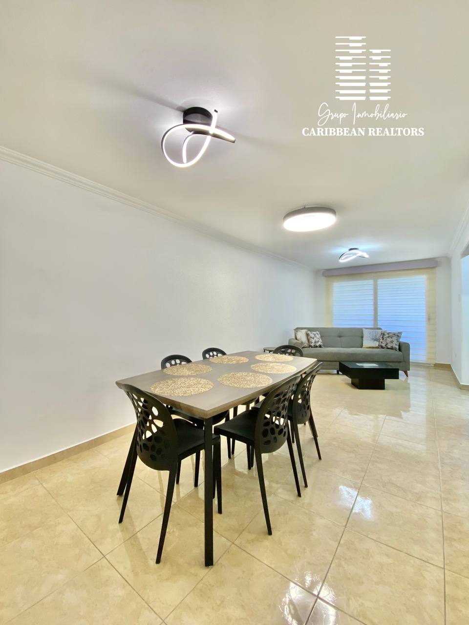 EN ALQUILER COMODO APARTAMENTO EN EL CONJ RESD ARCHIPIELAGO GARDEN. PLAYA EL ANGEL