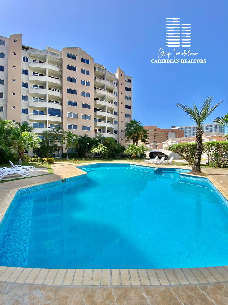 EN ALQUILER COMODO APARTAMENTO EN EL CONJ RESD ARCHIPIELAGO GARDEN. PLAYA EL ANGEL