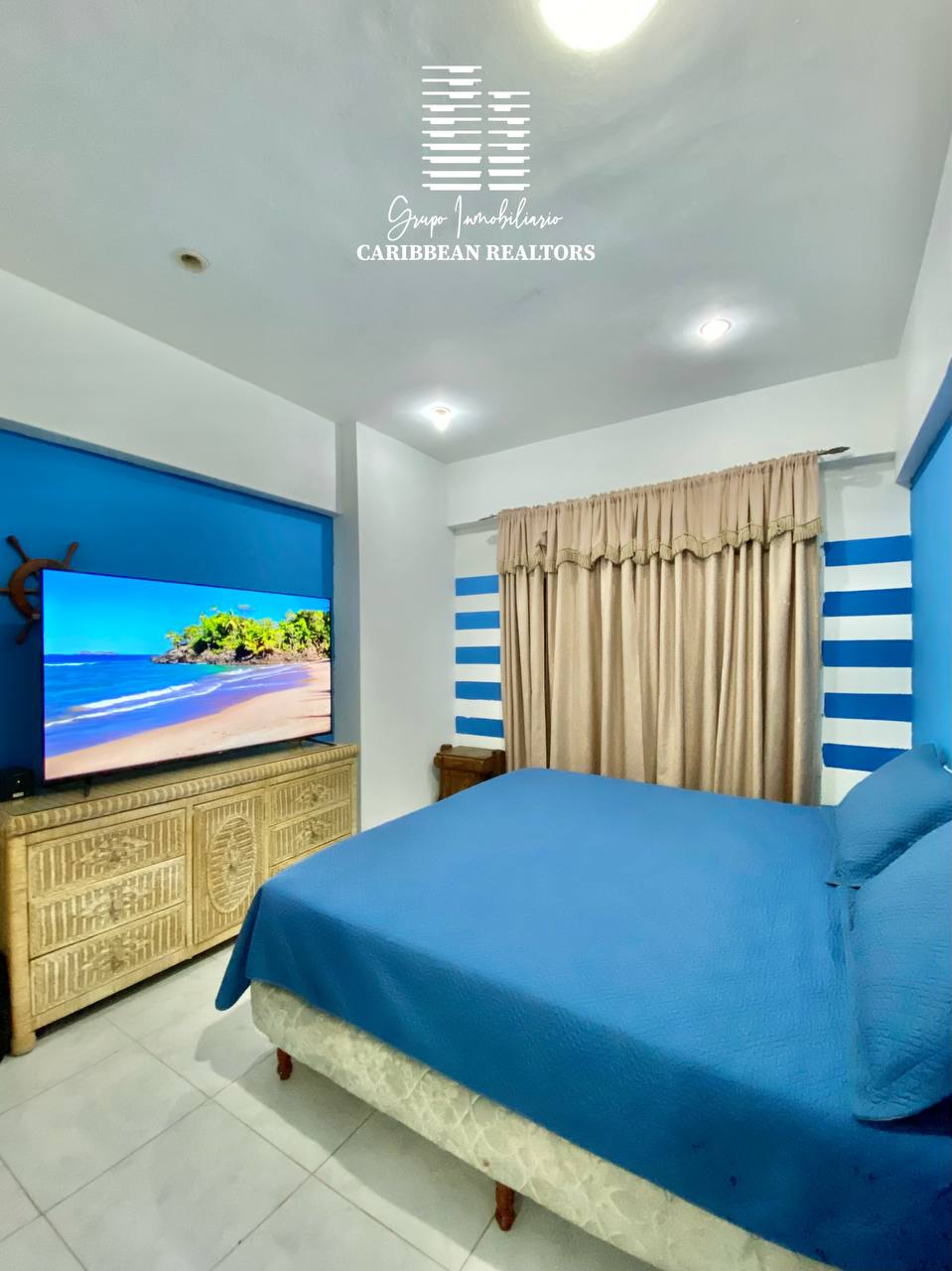 EN VENTA APARTAMENTO CON VISTA AL MAR EN  BAHIA DEL MORRO 