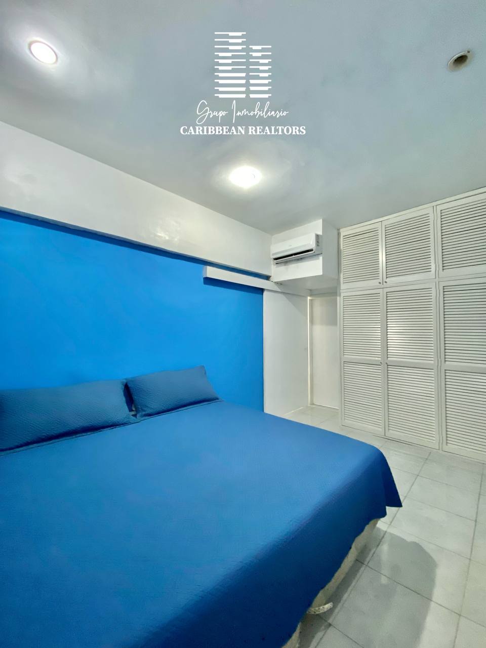 EN VENTA APARTAMENTO CON VISTA AL MAR EN  BAHIA DEL MORRO 