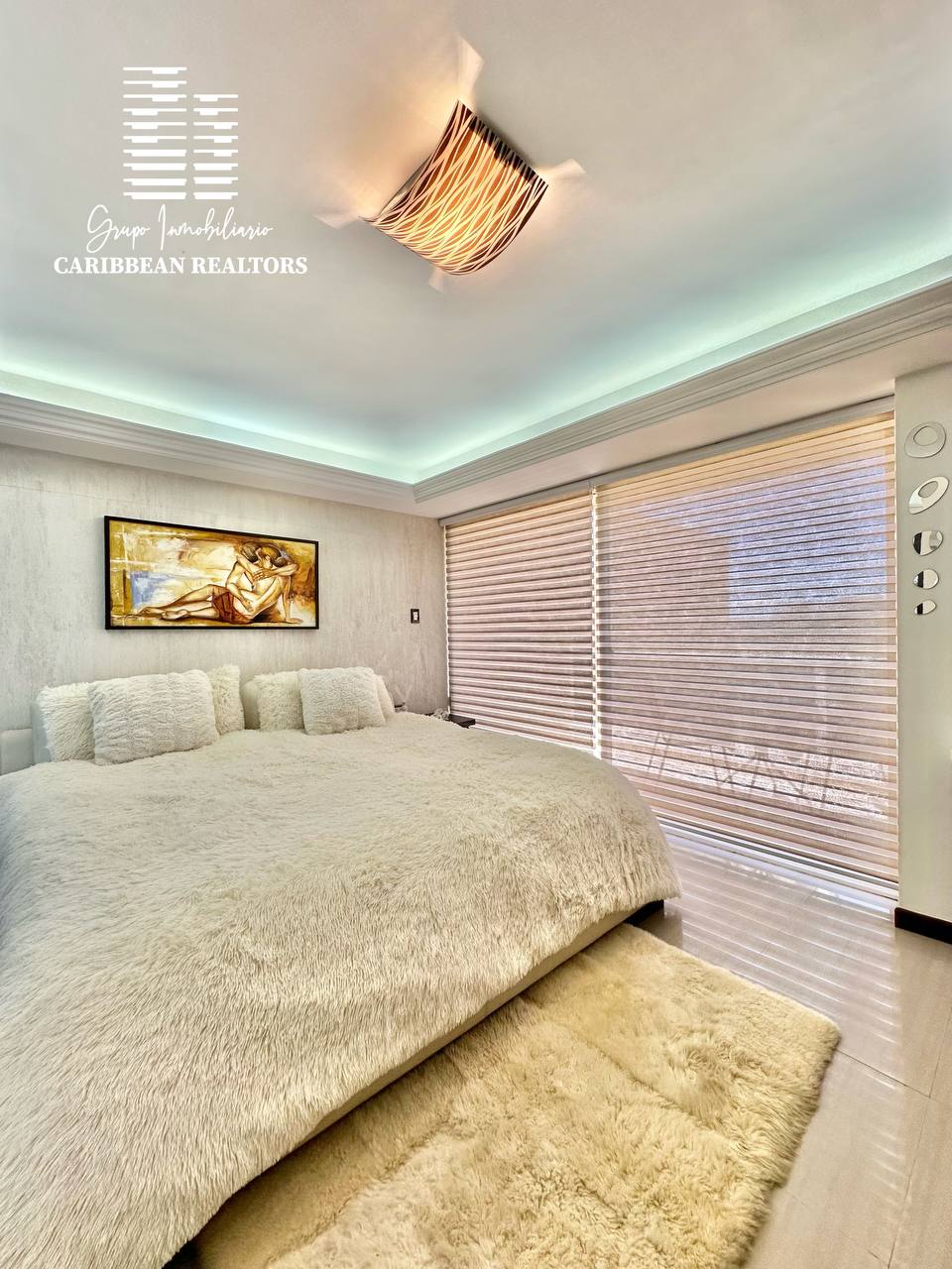 EN VENTA TOWN HOUSE EN EL CONJ RESD PLAZA REAL. PLAYA MORENO 