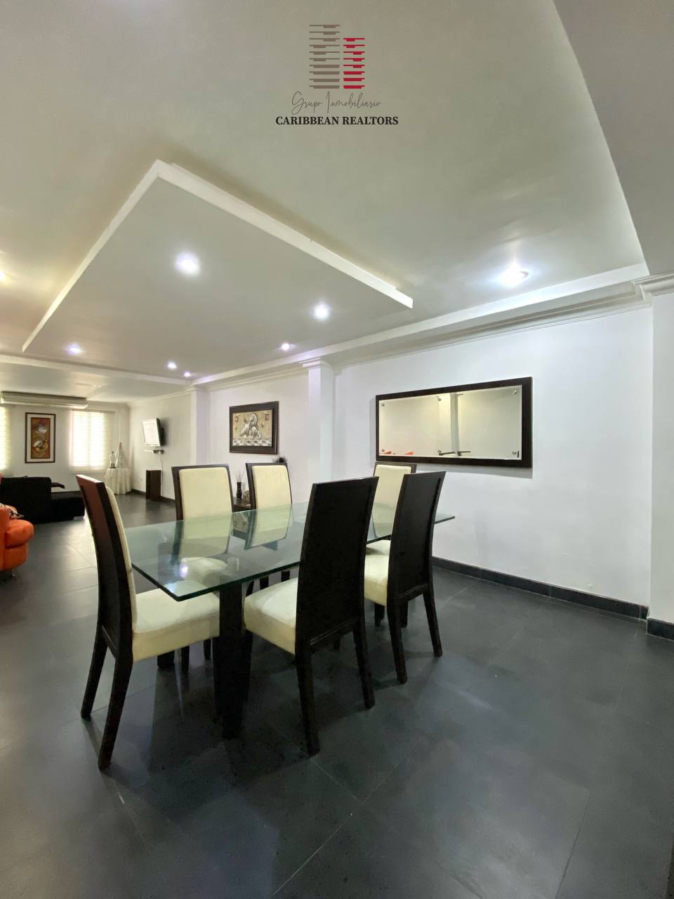 EN VENTA CASA QUINTA EN EL CONJ RESD EL CARDENAL JUANGRIEGO.