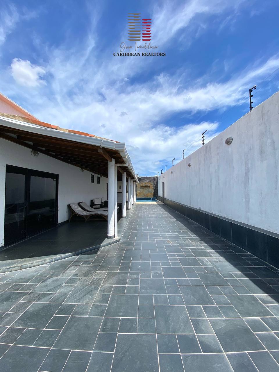 EN VENTA CASA QUINTA EN EL CONJ RESD EL CARDENAL JUANGRIEGO.