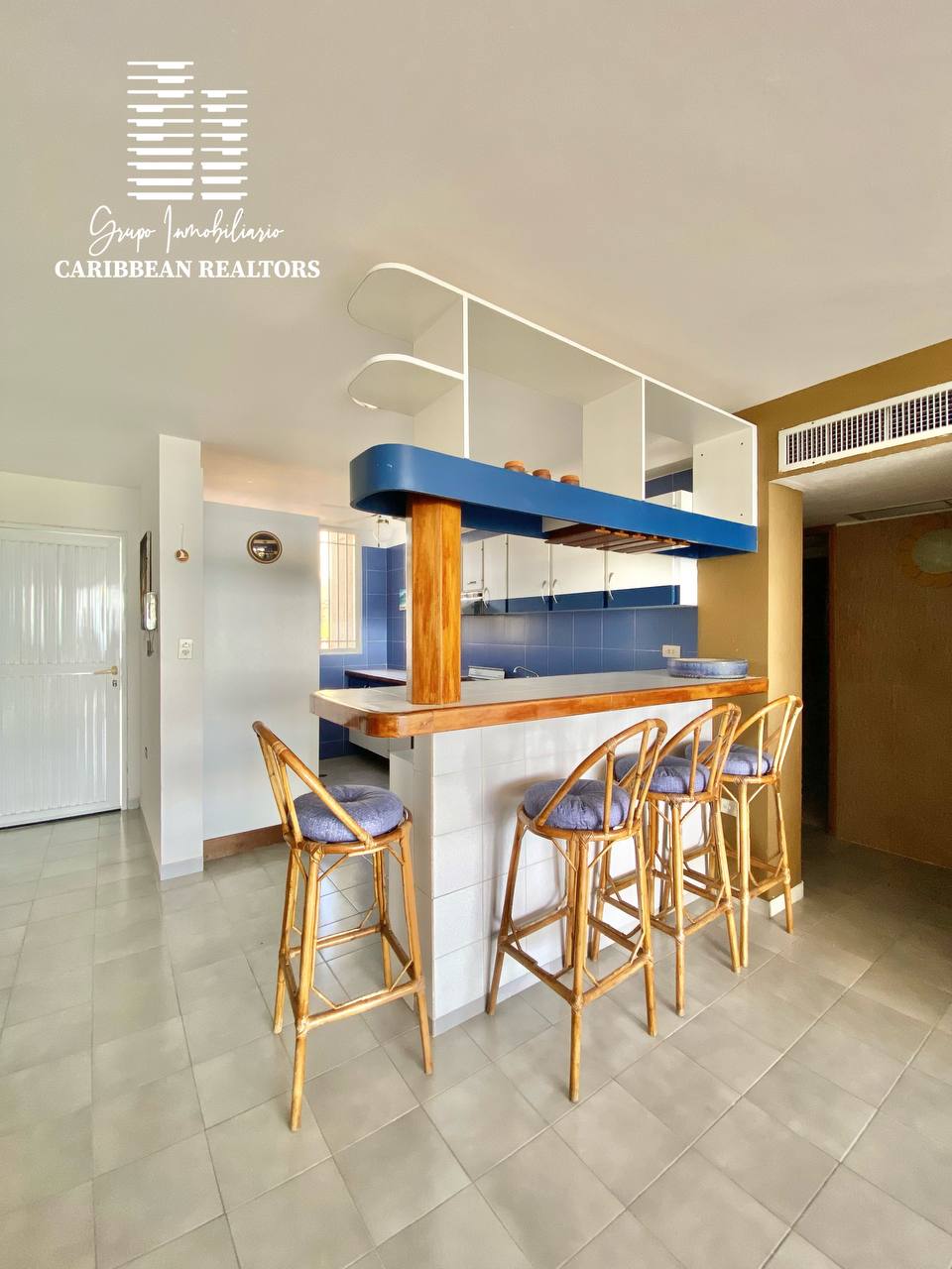 EN VENTA APARTAMENTO CON VISTA AL MAR EN EL CONJ RESD LA BALANDRA. PAMPATAR