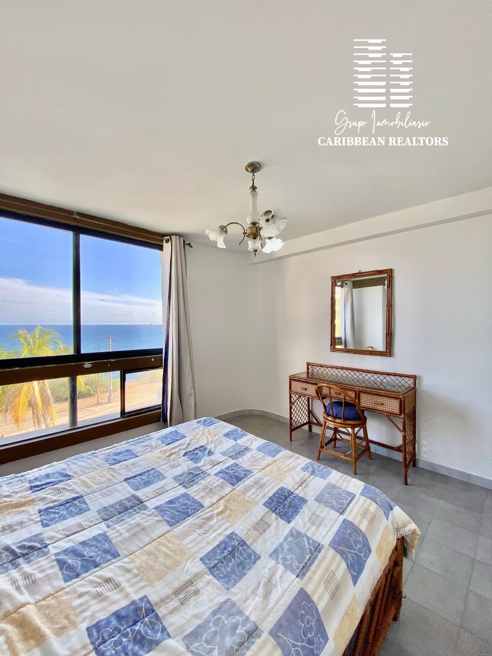 EN VENTA APARTAMENTO CON VISTA AL MAR EN EL CONJ RESD LA BALANDRA. PAMPATAR