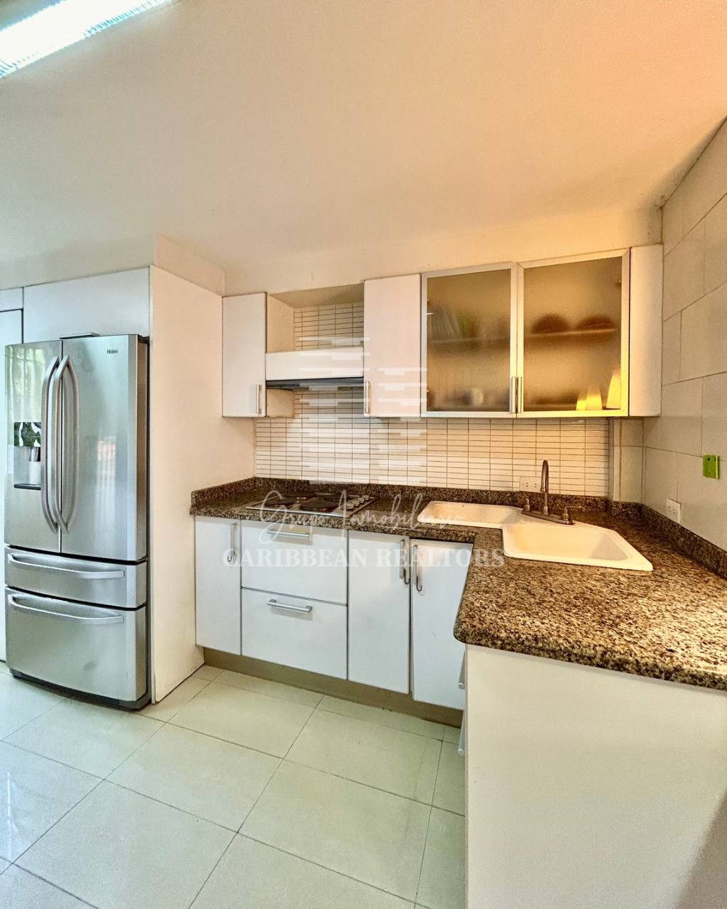 EN VENTA TOWNHOUSE EN EL CONJUNTO RESIDENCIAL ROBLEMAR. NUEVO MUNDO