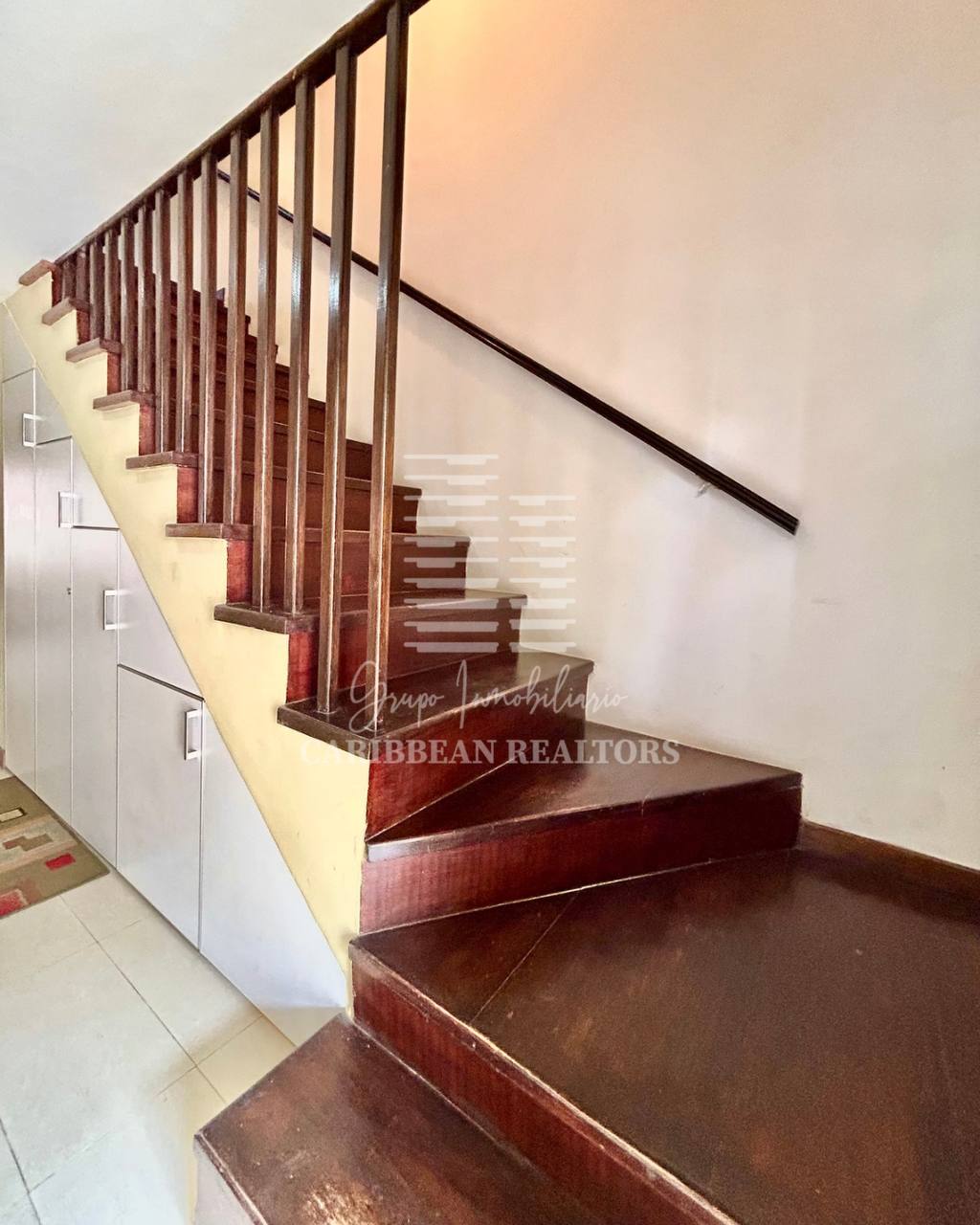 EN VENTA TOWNHOUSE EN EL CONJUNTO RESIDENCIAL ROBLEMAR. NUEVO MUNDO