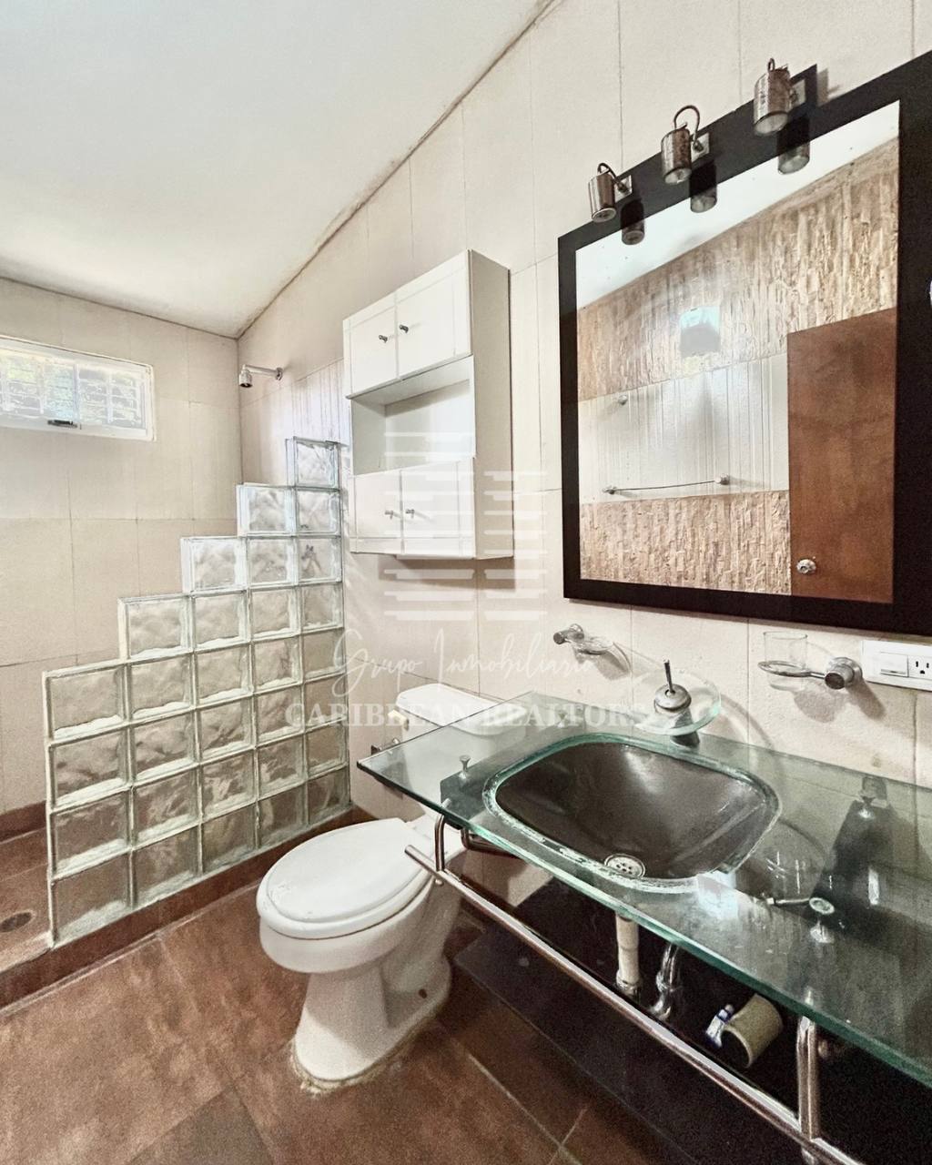 EN VENTA TOWNHOUSE EN EL CONJUNTO RESIDENCIAL ROBLEMAR. NUEVO MUNDO
