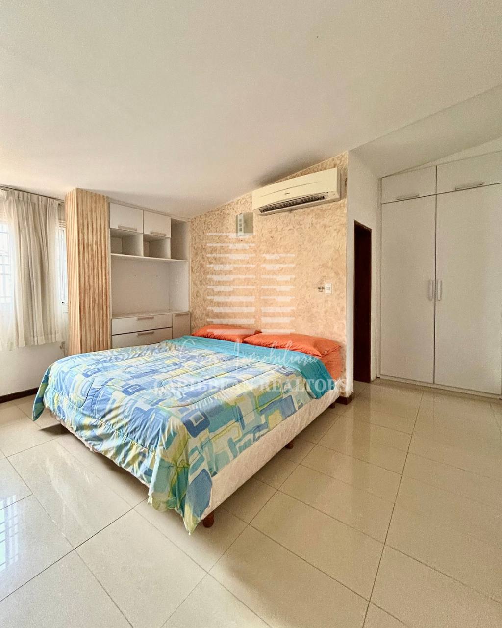 EN VENTA TOWNHOUSE EN EL CONJUNTO RESIDENCIAL ROBLEMAR. NUEVO MUNDO
