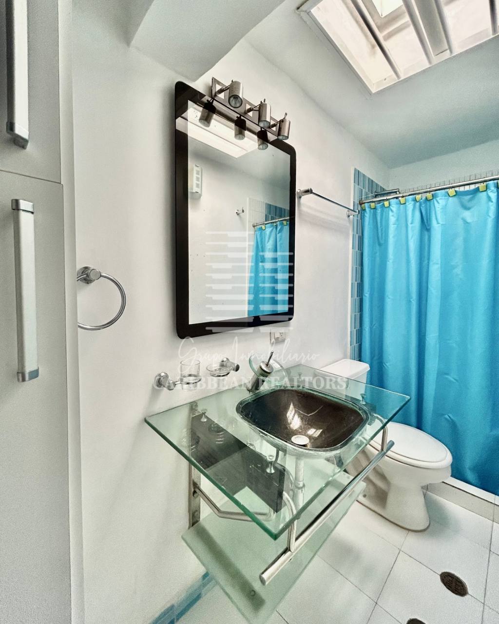 EN VENTA TOWNHOUSE EN EL CONJUNTO RESIDENCIAL ROBLEMAR. NUEVO MUNDO