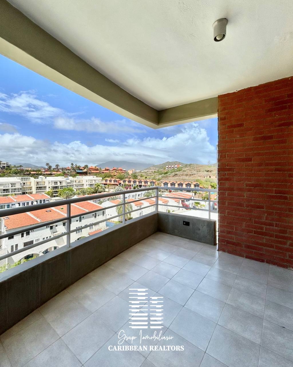 EN VENTA APARTAMENTO EN EL CONJUNTO RESIDENCIAL PUNTA PACÍFICO EN PLAYA MORENO, MUY CERCA DEL MAR.