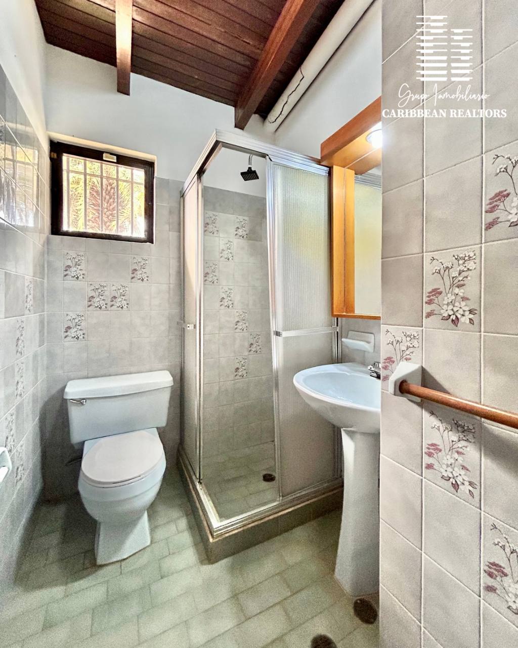 EN ALQUILER VACACIONAL AMPLIA CASA EN GUACUCO CERCA DE PLAYA GUACUCO